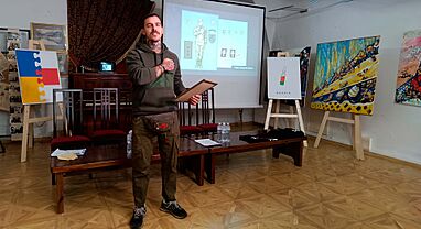 Ва Украіне прэзентавалі ўнiформу будучай армii Беларусі